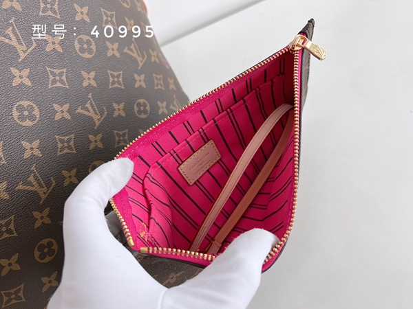 ルイヴィトンバッグ角部分ディテール